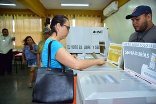 Evento. Hubo apertura tardía de casillas y pérdida de boletas en dos centros de votación de Saltillo y Torreón. (EL SIGLO DE TORREÓN)