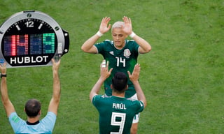 Javier Hernández, de 30 años, convirtió únicamente un gol en la Copa de del Mundo, mismo que significó su cuarta diana en Mundiales.