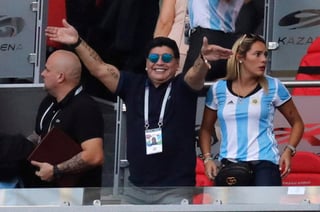 Maradona ya dirigió al cuadro “albiceleste” durante la Copa del Mundo Sudáfrica 2010 en la que fue eliminada en cuartos de final al perder con Alemania.
