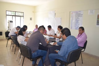Revisión. En la reunión del consejo del IEC en Francisco I. Madero se dijo que se revisarían 54 paquetes. (EL SIGLO DE TORREÓN/MARY VÁZQUEZ)