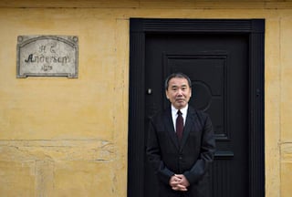  La nueva novela del japonés Haruki Murakami, 'La muerte del comendador' (Libro 1), con la que rinde homenaje a 'El gran Gatsby', llegará a las librerías en español el próximo 9 de octubre, según informó hoy Tusquets Editores. (ARCHIVO)