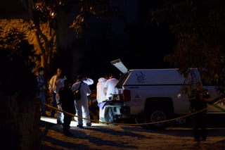 Siete personas muertas, cinco mujeres y dos hombres que aparentemente se encontraban en una fiesta, fueron localizadas dentro de un domicilio en la colonia Francisco I. Madero, en el municipio de Tlaquepaque. (EFE)