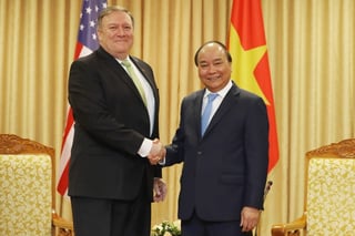 El secretario de Estado, Mike Pompeo, llegó a Vietnam. (EFE)