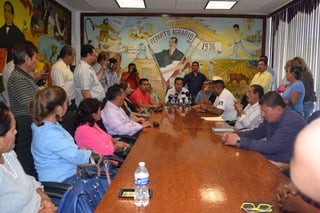 Rueda de prensa. En reunión con medios de comunicación y con el Cabildo se oficializó el nombramiento del Comité de la Feria. (EL SIGLO DE TORREÓN/MARY VÁZQUEZ)