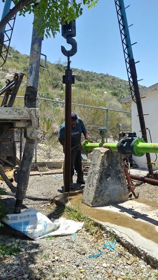 Labores. Personal del  Sistema de Agua Potable y Alcantarillado de Lerdo (Sapal) realizó las labores de rehabilitación. 