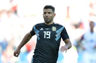 Sergio Agüero aún no se reporta con el Manchester City después de disputar el Mundial de Rusia 2018. (ARCHIVO)