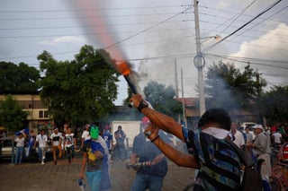 Sin descanso. Se mantienen en Nicaragua las manifestaciones en contra de Daniel Ortega. (AP)