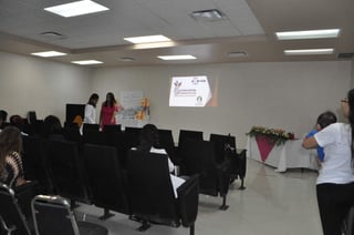 Lactancia. En el Hospital General  de Torreón se ofrecieron ayer conferencias sobre la lactancia materna y sus beneficios. (FABIOLA P. CANEDO)