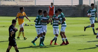 Con este resultado y con un encuentro pendiente, los dirigidos por Mario Menéndez se colocan con cuatro unidades en el Torneo Apertura 2018. (EL SIGLO DE TORREÓN)