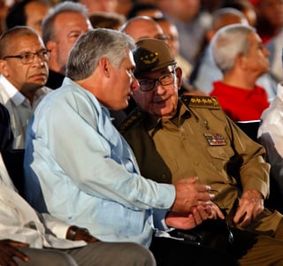 Venezuela y Cuba mantienen una estrecha alianza política y económica que se remonta a la etapa de los ya fallecidos Fidel Castro y Hugo Chávez. (ARCHIVO)