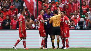 Talavera no podrá ser considerado por el técnico argentino Hernán Cristante para los partidos ante Tigres de la UANL y Xolos de Tijuana, luego que se le aplicó una sanción de dos cotejos “por insultar de forma soez a los oficiales del partido”. (ARCHIVO)