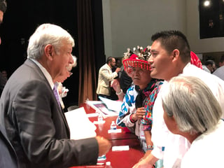 'No hay que olvidar, pero sí estoy a favor del perdón', apuntó López Obrador, en el comienzo ayer en Ciudad Juárez de los 'Foros Escucha para Trazar la Ruta de Pacificación del País y la Reconciliación Nacional'. (EFE)