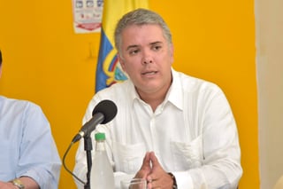 Es medida que ya había anunciado el presidente Iván Duque por haberse convertido en un 'cómplice de la dictadura venezolana'. (ARCHIVO)