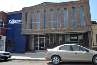 Beneficios. La Cámara Nacional de Comercio trabaja en la expansión con oficinas en Mapimí, Ceballos, Tlahualilo y Nazas. (CLAUDIA LANDEROS)