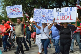 En un comunicado, Cuomo indicó que los nuevos lineamientos tienen la intención de proteger a los inmigrantes indocumentados víctimas de crímenes cometidos en el estado de Nueva York. (ARCHIVO)