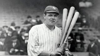 Cuando debutó con los Yankees de Nueva York en 1920, en su primera temporada hizo 54 jonrones, superando su marca con los Medias Rojas de Boston de 29. (ESPECIAL)