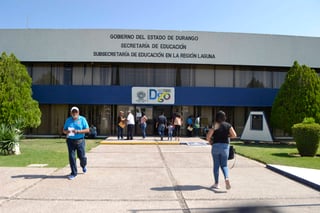 Asignación. La Subsecretaría de Educación en La Laguna de Durango espera iniciar el ciclo escolar con las plazas de maestro cubiertas. (CLAUDIA LANDEROS)