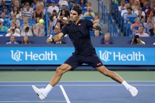En la mañana de ayer, Roger Federer se impuso 6-1, 7-6 a Leonardo Mayer, y por la noche derrotó 6-7, 7-6, 6-2 a Stanislas Wawrinka. Remonta Federer y está en semifinales