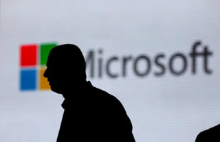 Según Microsoft, un grupo de piratas informáticos vinculado al gobierno ruso creó dominios de internet falsos que parecían parodiar a dos organizaciones conservadoras estadounidenses. (ARCHIVO) 