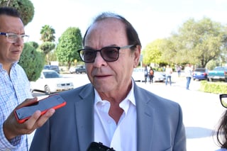 La información la dio a conocer el secretario de Salud, Roberto Bernal, en su reciente visita a Torreón. (FERNANDO COMPEÁN)