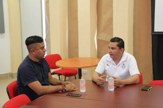 La reunión entre los representantes de la deportiva maderense y la academia Santos en Coyote, arrojó resultados muy positivos. Invitan a Academia Santos en Madero