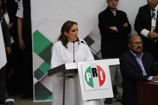 A partir del próximo 1 de diciembre, el Partido Revolucionario Institucional (PRI) será una oposición crítica, firme y constructiva, afirmó Claudia Ruiz Massieu, presidenta nacional del tricolor. (ARCHIVO)