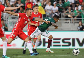 Previo a la Copa del Mundo, el cuadro mexicano se enfrentó a los europeos. (ARCHIVO)