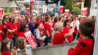 Se prevén más paros en el estado de Washington mientras los sindicatos de maestros y los distritos intentan negociar acuerdos salariales. (ESPECIAL)