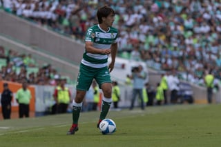 Javier Abella, capitán de Santos, fue convocado a la Selección Mexicana junto a Jesús Angulo y Gerardo Arteaga. (Jorge Martínez)