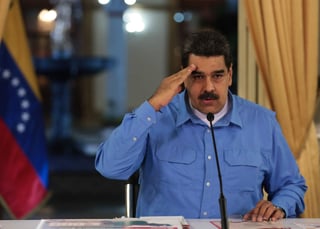 El jefe de Estado denunció que en países como Colombia, Ecuador, y Perú, a donde han llegado cientos de miles de venezolanos en el último quinquenio, 'se está desarrollando una campaña de odio, de persecución, de desprecio xenofóbica contra el pueblo de Venezuela'. (EFE)