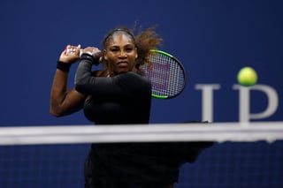 Serena Williams estaba 4-1 abajo en el primer set, pero reaccionó y terminó venciendo 6-4, 6-3 a Karolina Pliskova.