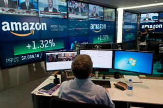 Amazón de un billón. La compañía Amazon recibió una valoración bursátil de un billón de dólares.
