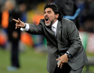 La llegada de Maradona se convierte en automático en un fuerte golpe mediático para el cuadro sinaolense y, sin duda, para el futbol mexicano. (AP)