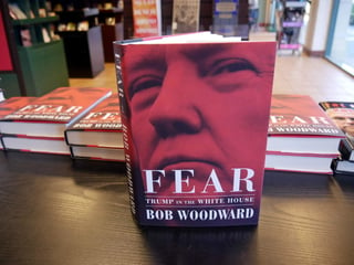 “Priebus le llamó y le dijo: ‘No puedes hablar así. Hemos estado trabajando muy duro para ganarnos a los hispanos’”, relató Woodward en su libro “Miedo: Trump en la Casa Blanca”. (EFE)
