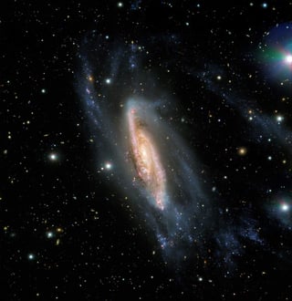 La imagen, tomada el pasado mayo, muestra la 'resplandeciente' galaxia NGC 3981. (EFE)