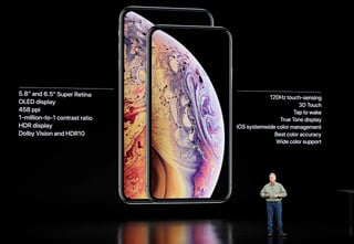 Apple presentó hoy sus nuevos modelos de teléfono inteligente. (AP)