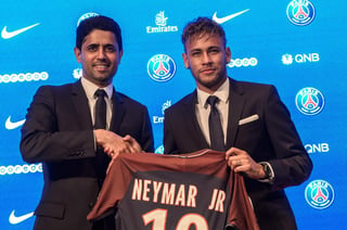 Neymar dejó el Barcelona en el verano de 2017 para firmar por el París Saint-Germain. (ARCHIVO)