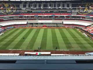 Además de que se reanuda la actividad de Liga y Copa MX, el terreno de juego deberá estar preparado y en buenas condiciones para albergar un juego de la temporada regular de la NFL. (ESPECIAL)
