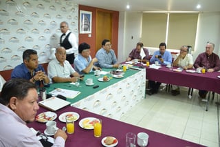 Demanda. Ayer se realizó una reunión del Consejo Lagunero de la Iniciativa Privada. (FERNANDO COMPEÁN)