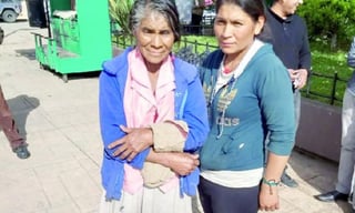 Llamado. La familia proveniente de la comunidad indígena de San José de Lajas; pide que se informe sobre el paradero del niño.