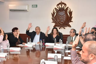 Apoyos. La alcaldesa Leticia Herrera, destacó que los apoyos que se entregan son paliativos, por lo que se reorientó la solicitud. (EL SIGLO DE TORREÓN)