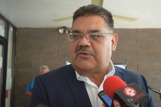 Aspirante. Jorge Arturo Cisneros Martínez también quiere ser rector de la UJED. (EL SIGLO DE TORREÓN)