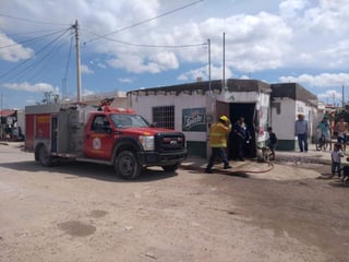 El incendio se registró esta tarde en Torreón. (EL SIGLO DE TORREÓN) 