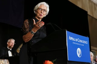 La directora gerente del Fondo Monetario Internacional (FMI), Christine Lagarde, aseguró hoy que el actual contexto de políticas proteccionistas desatado por EE.UU. ha empezado a tener efecto en la economía global, cuyo crecimiento se verá ralentizado, según las previsiones del organismo. (ARCHIVO)