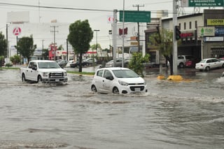 Daños. Deficiencias en la red de drenaje de Torreón se evidenciaron en las lluvias que se registraron recientemente. (EL SIGLO DE TORREÓN)