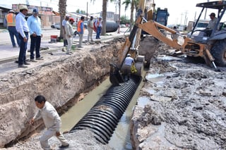 El drenaje pluvial que proyecta el ayuntamiento de Torreón para la ciudad no será integral, sino fragmentado por sectores, según el alcalde Jorge Zermeño. (ARCHIVO)