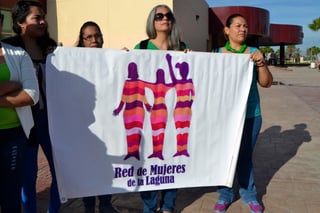 Obligarán. Feministas de La Laguna piden punto de acuerdo para que instituciones de Salud cumplan con abortos legales. (EL SIGLO DE TORREÓN)