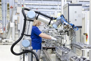 Efectos laborales. Reconocen que los robots colaborativos tendrán un impacto en el mercado laboral. (ARCHIVO) 