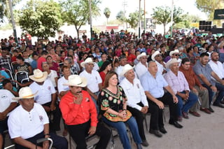 Conmemoración. Leticia Herrera, alcaldesa de Gómez Palacio, encabezó el evento.