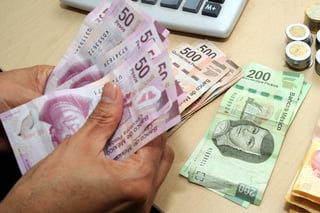 Impulsará incrementar el salario mínimo a 176.2 pesos por jornada y demandó el fin de los 'gasolinazos'. (ARCHIVO)